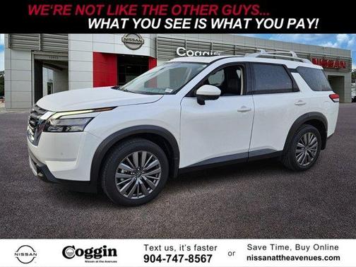 2025 Nissan Pathfinder SL
