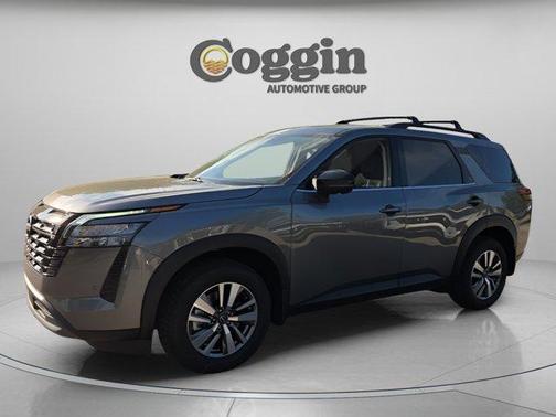 Gun Metallic 2026 Nissan Pathfinder SL