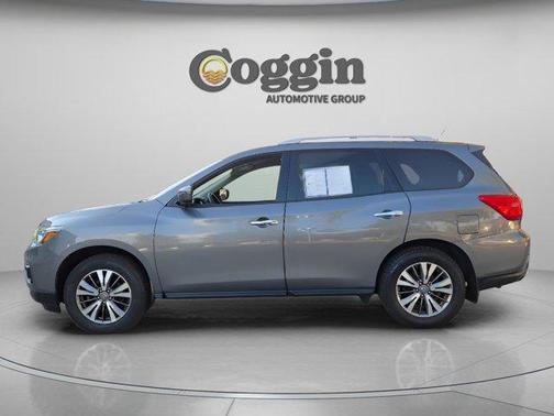 2018 Nissan Pathfinder S