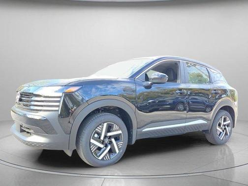 Super Black 2026 Nissan Kicks SV
