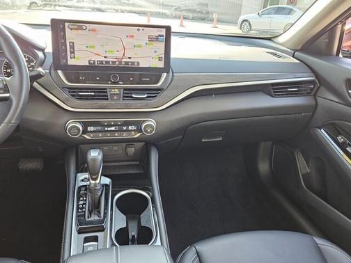 2024 Nissan Altima 2.5 SL