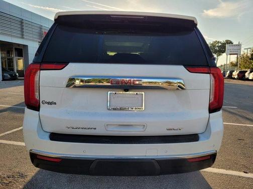 2021 GMC Yukon SLT
