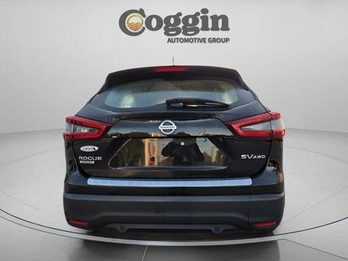 2022 Nissan Rogue Sport SV