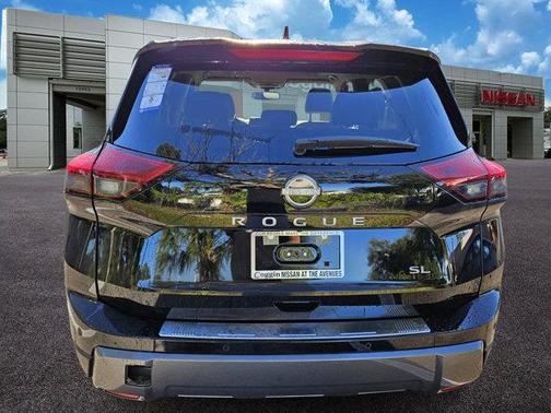 2025 Nissan Rogue SL
