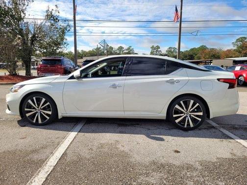 2020 Nissan Altima 2.5 Platinum