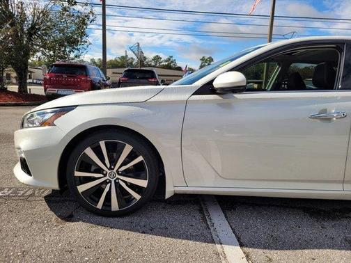 2020 Nissan Altima 2.5 Platinum