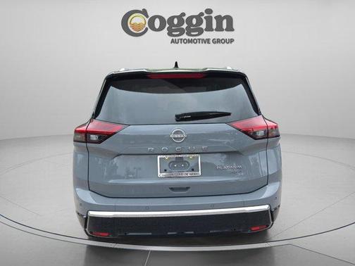 Boulder Gray Metallic 2026 Nissan Rogue Platinum
