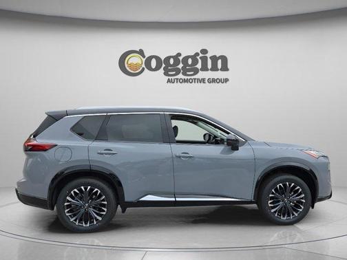 Boulder Gray Metallic 2026 Nissan Rogue Platinum