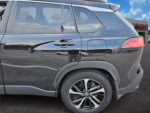 2024 Toyota Corolla Cross Hybrid XSE