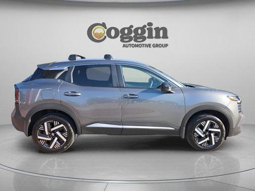 Gun Metallic 2026 Nissan Kicks SV