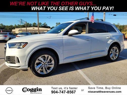 2022 Audi Q7 45 Premium Plus