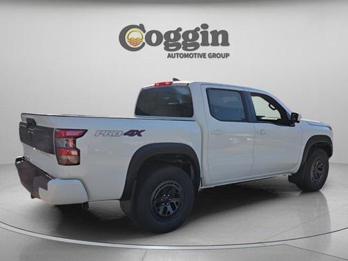 Glacier White 2026 Nissan Frontier PRO-4X