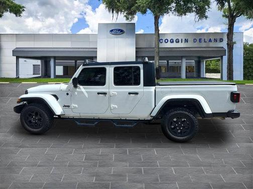 2023 Jeep Gladiator Sport