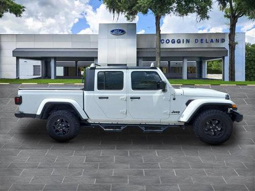 2023 Jeep Gladiator Sport