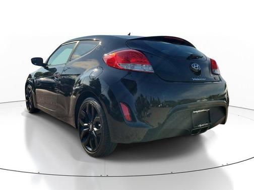 2015 Hyundai Veloster RE:FLEX w/Black