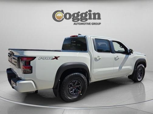 Glacier White 2026 Nissan Frontier PRO-X