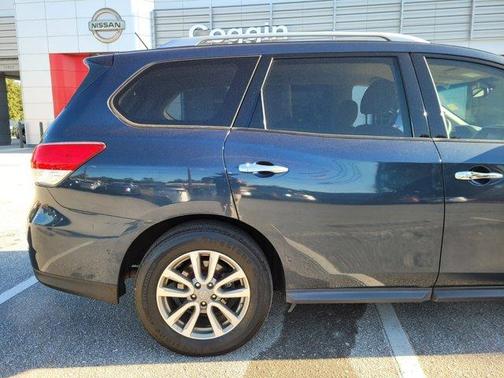 2015 Nissan Pathfinder SV