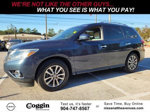 2015 Nissan Pathfinder SV