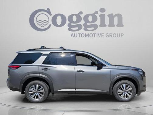 Gun Metallic 2026 Nissan Pathfinder SL