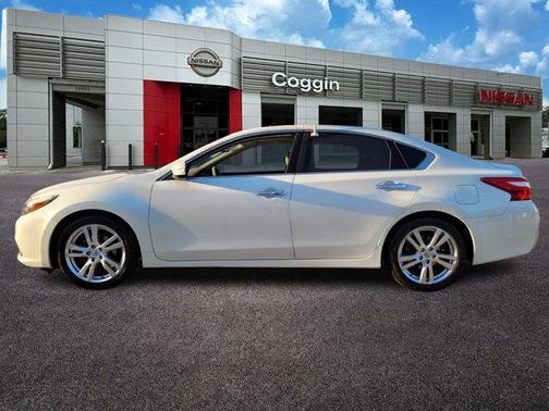 2017 Nissan Altima 3.5 SL