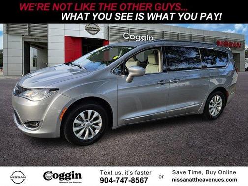 2019 Chrysler Pacifica Touring-L