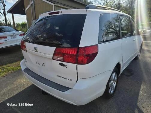 Natural White 2005 Toyota Sienna LE