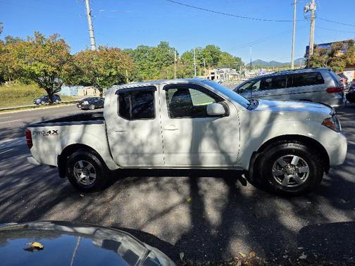 2012 Nissan Frontier PRO-4X