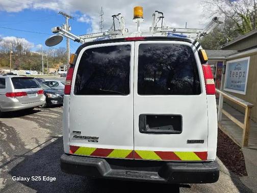 2011 Chevrolet Express 2500 Work Van