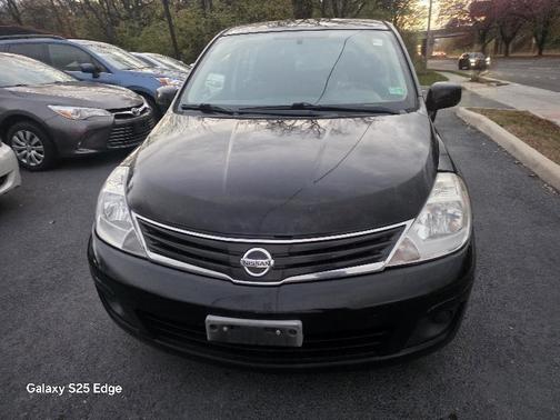 2011 Nissan Versa 1.8 S