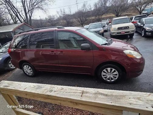 2008 Toyota Sienna LE