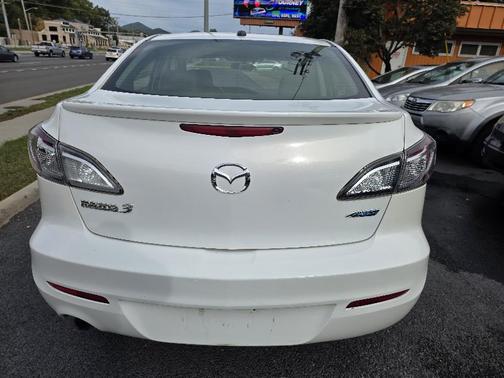 2013 Mazda Mazda3 i Grand Touring