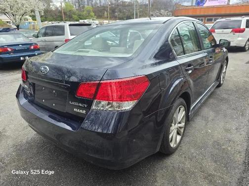 2014 Subaru Legacy Base