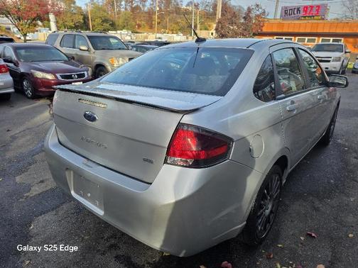 2011 Ford Focus SES