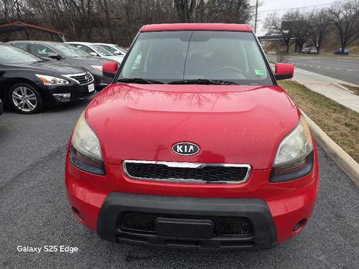 2010 Kia Soul +