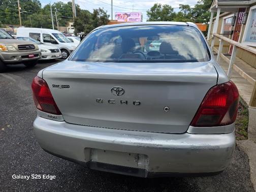 2001 Toyota ECHO 4-Door