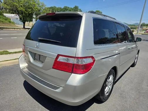 Silver Pearl Metallic 2007 Honda Odyssey EX