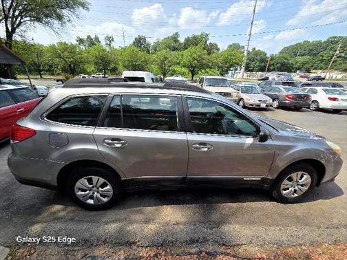 2010 Subaru Outback 2.5 i