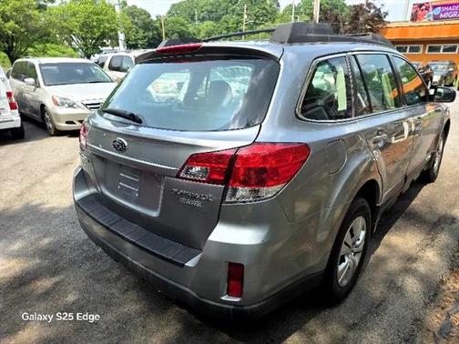 2010 Subaru Outback 2.5 i