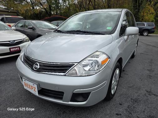 2010 Nissan Versa 1.8 S