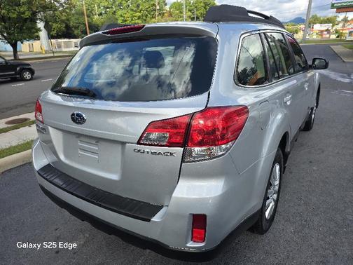 2012 Subaru Outback 2.5i