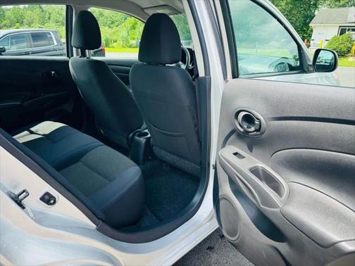 2012 Nissan Versa 1.6 S