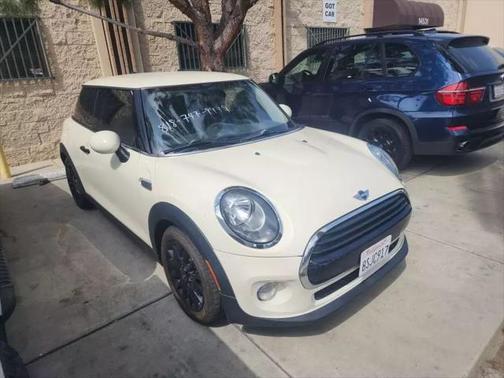 2018 MINI Hardtop Cooper