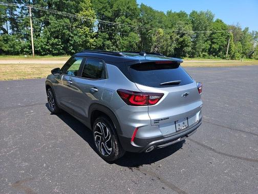 Sterling Gray Metallic 2026 Chevrolet Trailblazer RS