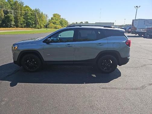 2023 GMC Terrain AT4