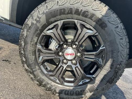2024 GMC Canyon Elevation