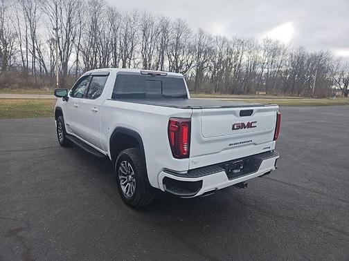 2022 GMC Sierra 1500 Limited AT4