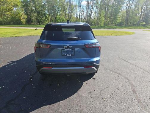 Lakeshore Blue Metallic 2026 Chevrolet Equinox LT