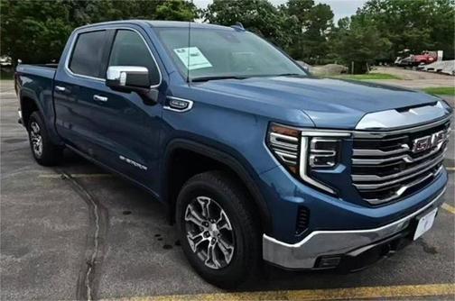 2024 GMC Sierra 1500 SLT