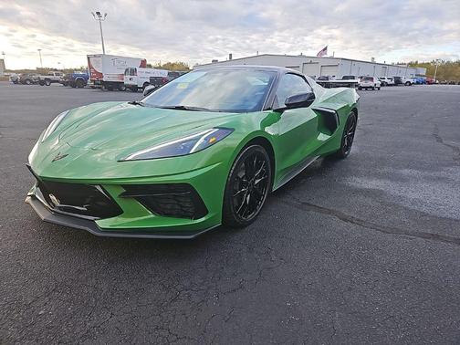 Green Metallic 2026 Chevrolet Corvette Stingray w/3LT