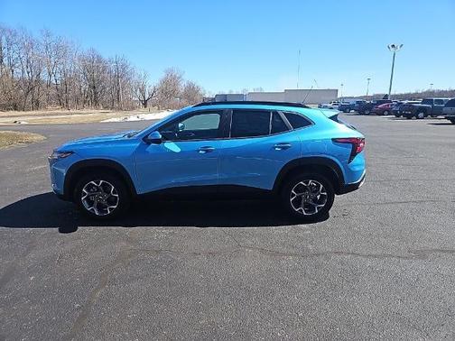 Marina Blue 2026 Chevrolet Trax LT